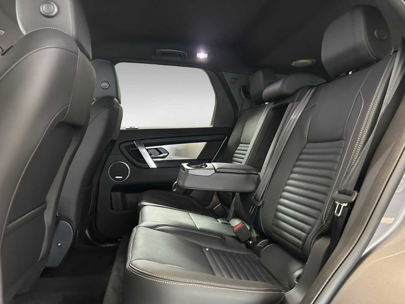 Land Rover Discovery Sport P270e Plug-In-Hybrid Dynamic SE +MERIDIAN SOUND SYSTEM