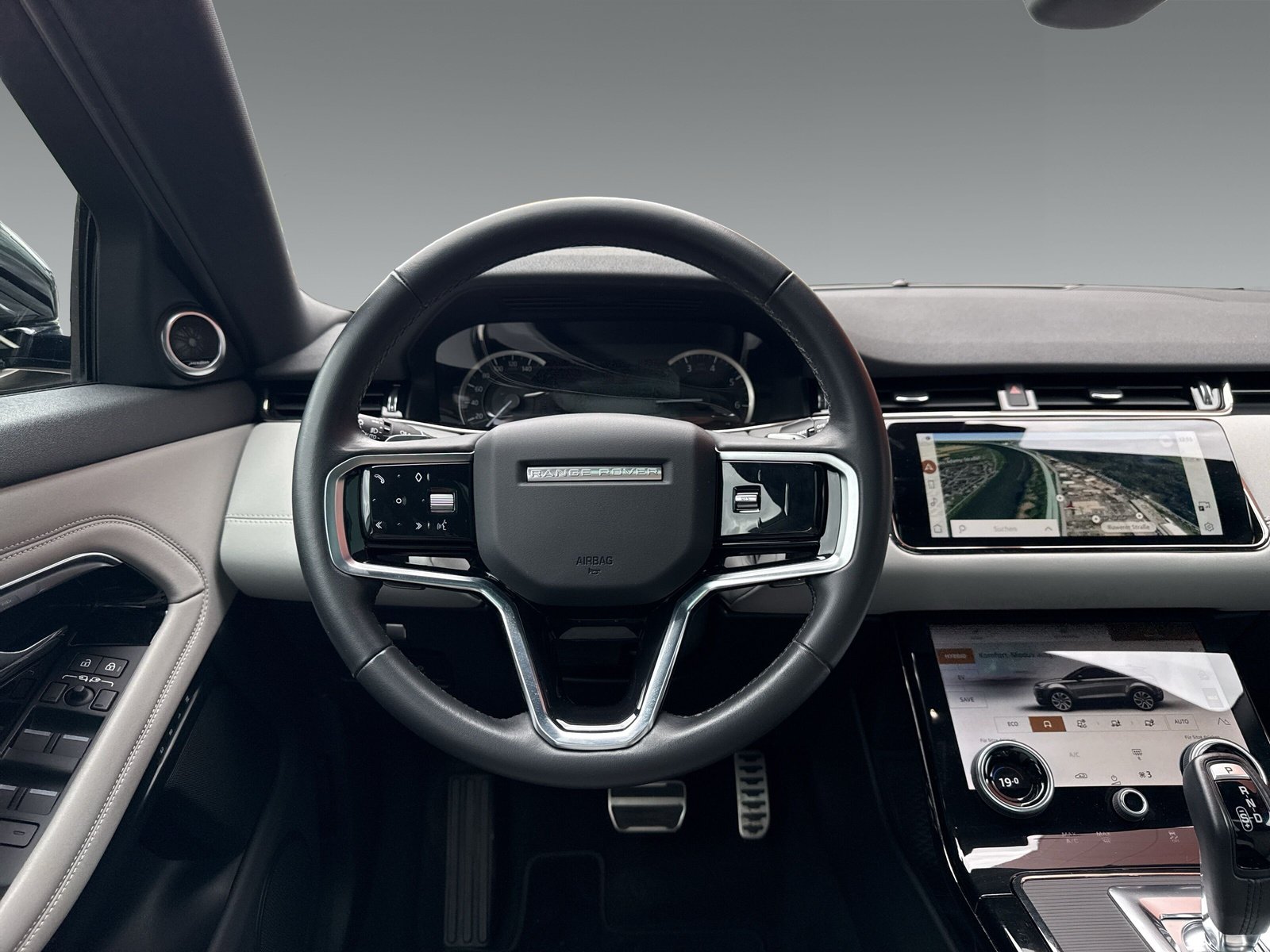 Land Rover Range Rover Evoque P300e R-Dynamic SE +Panoramadach