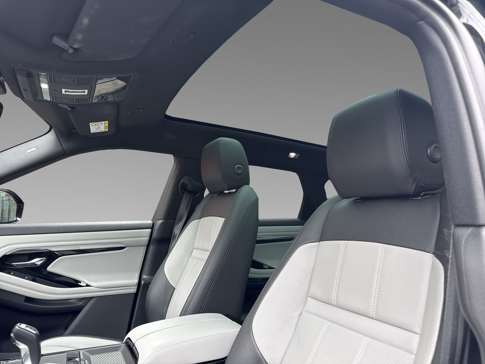 Land Rover Range Rover Evoque P300e R-Dynamic SE +Panoramadach