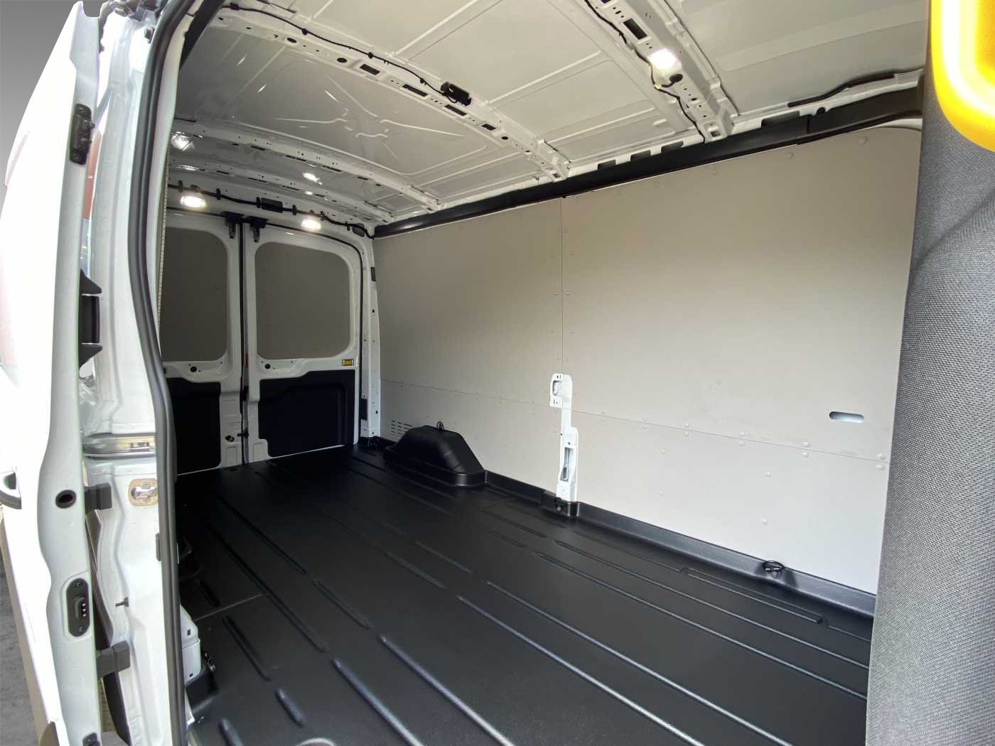 Ford E-Transit Trend 350 L3H2