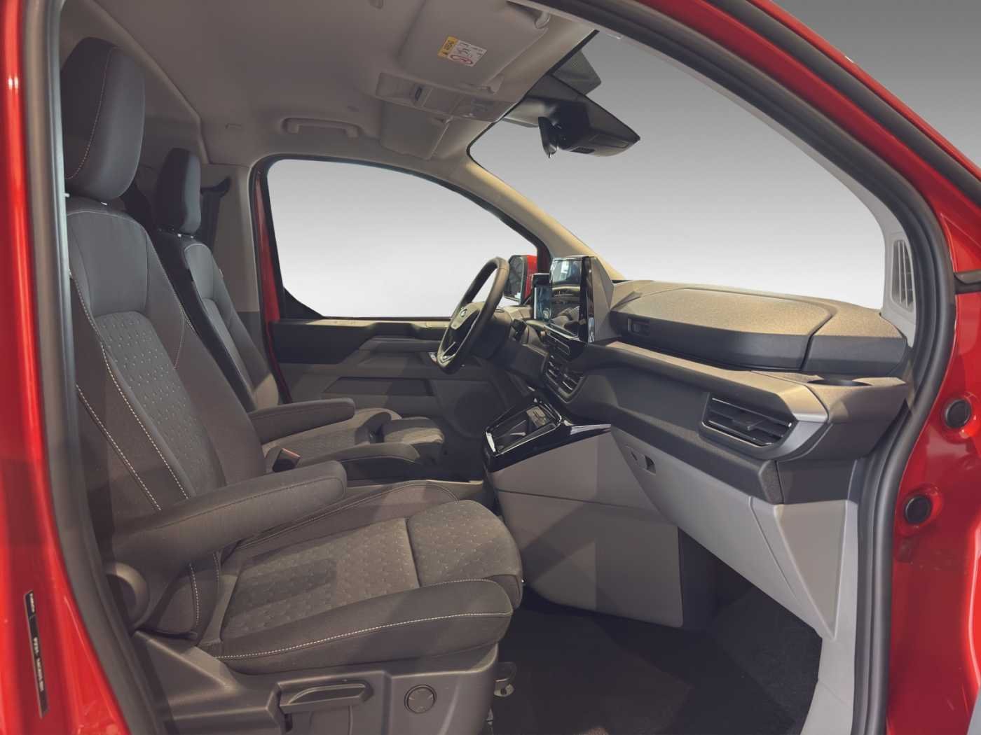 Ford Tourneo Custom Nugget L1 Titanium