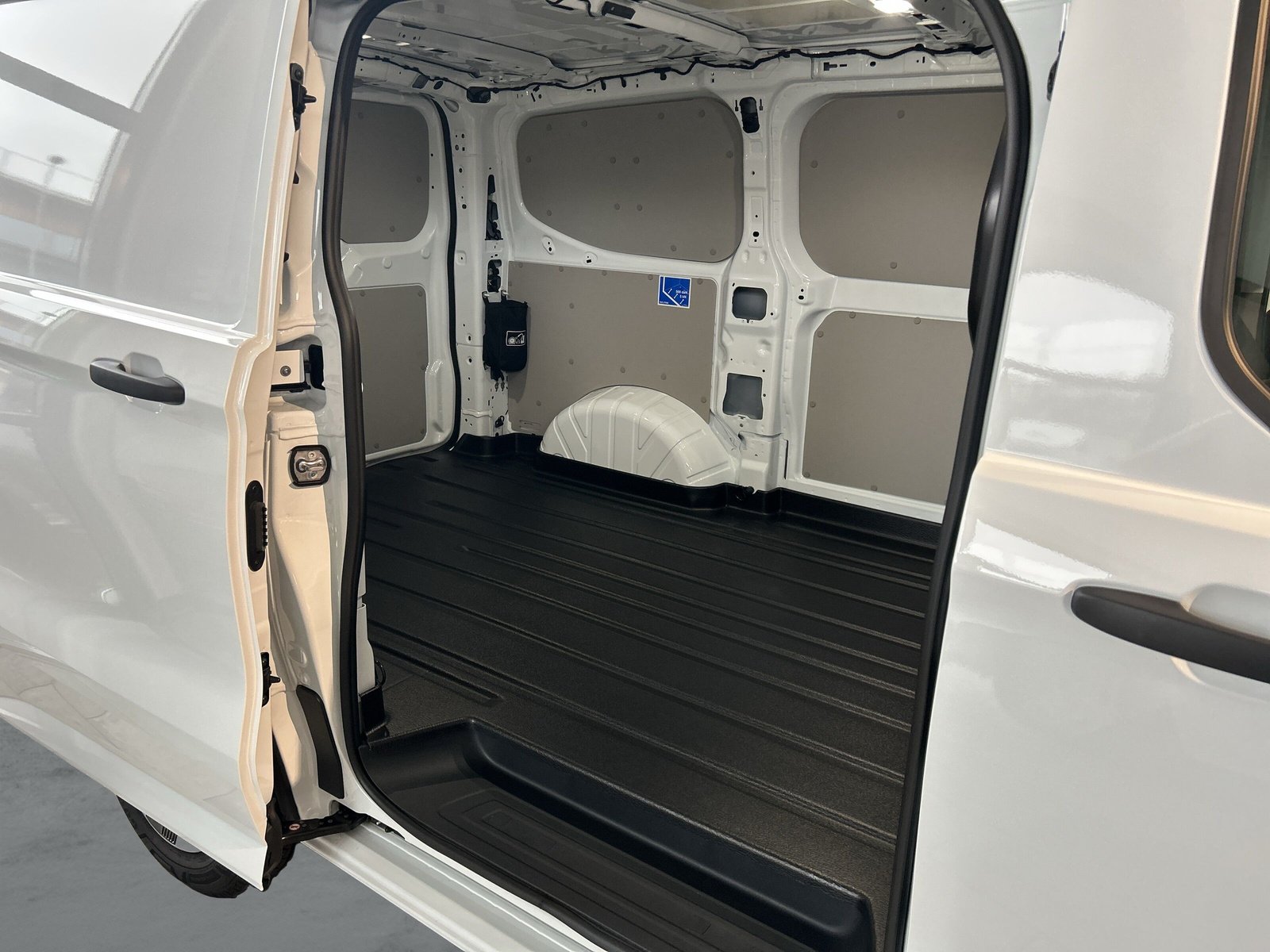 Ford Transit Custom 2.5 Duratec PHEV 320 Trend