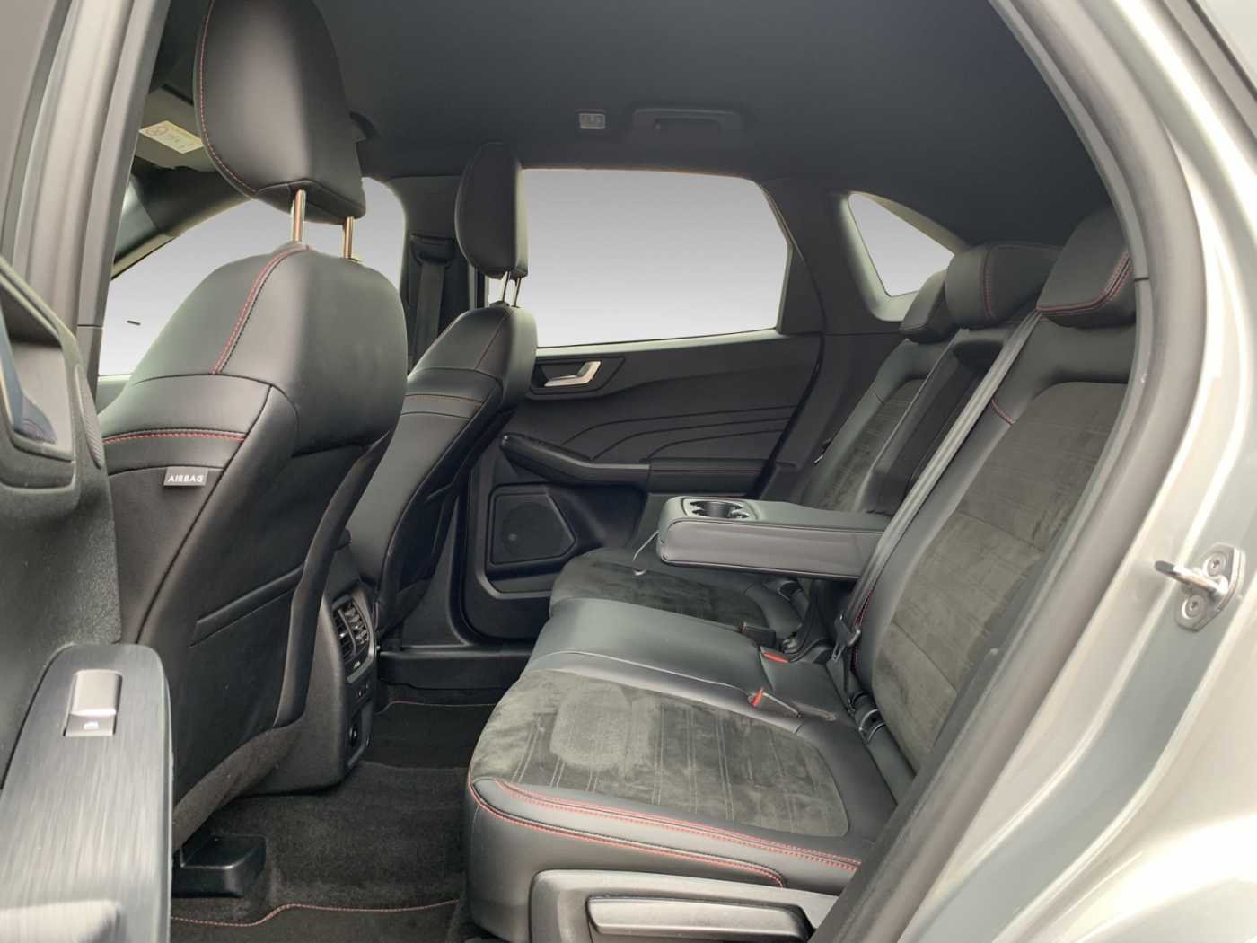Ford Kuga 2.0 Ecoblue ST-Line X AWD +Navi+HeadUp+B&O+DAB+LED
