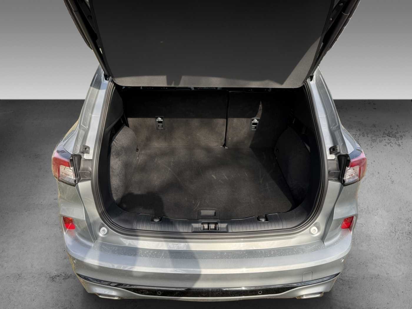 Ford Kuga 1,5 ST-Line X +ParkAssist+HeadUp+Navi+B&O