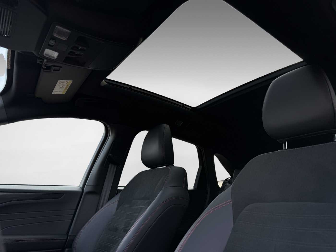 Ford Kuga 1,5 ST-Line X +ParkAssist+HeadUp+Navi+B&O