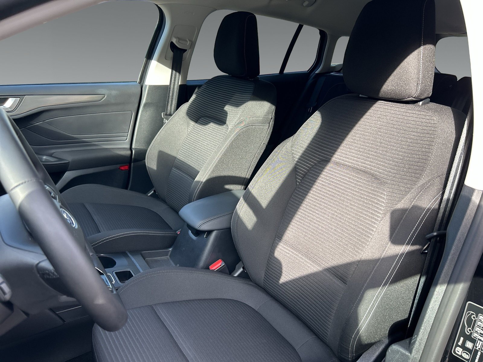 Ford Focus 1.5 EcoBlue Titanium +Sitzhzg.+Navi+ACC