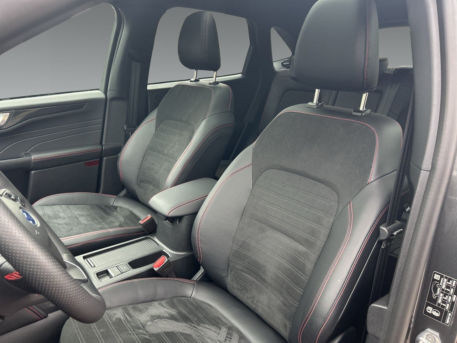 Ford Kuga 1.5 EcoBoost ST-Line X +AHK+Navi+ACC