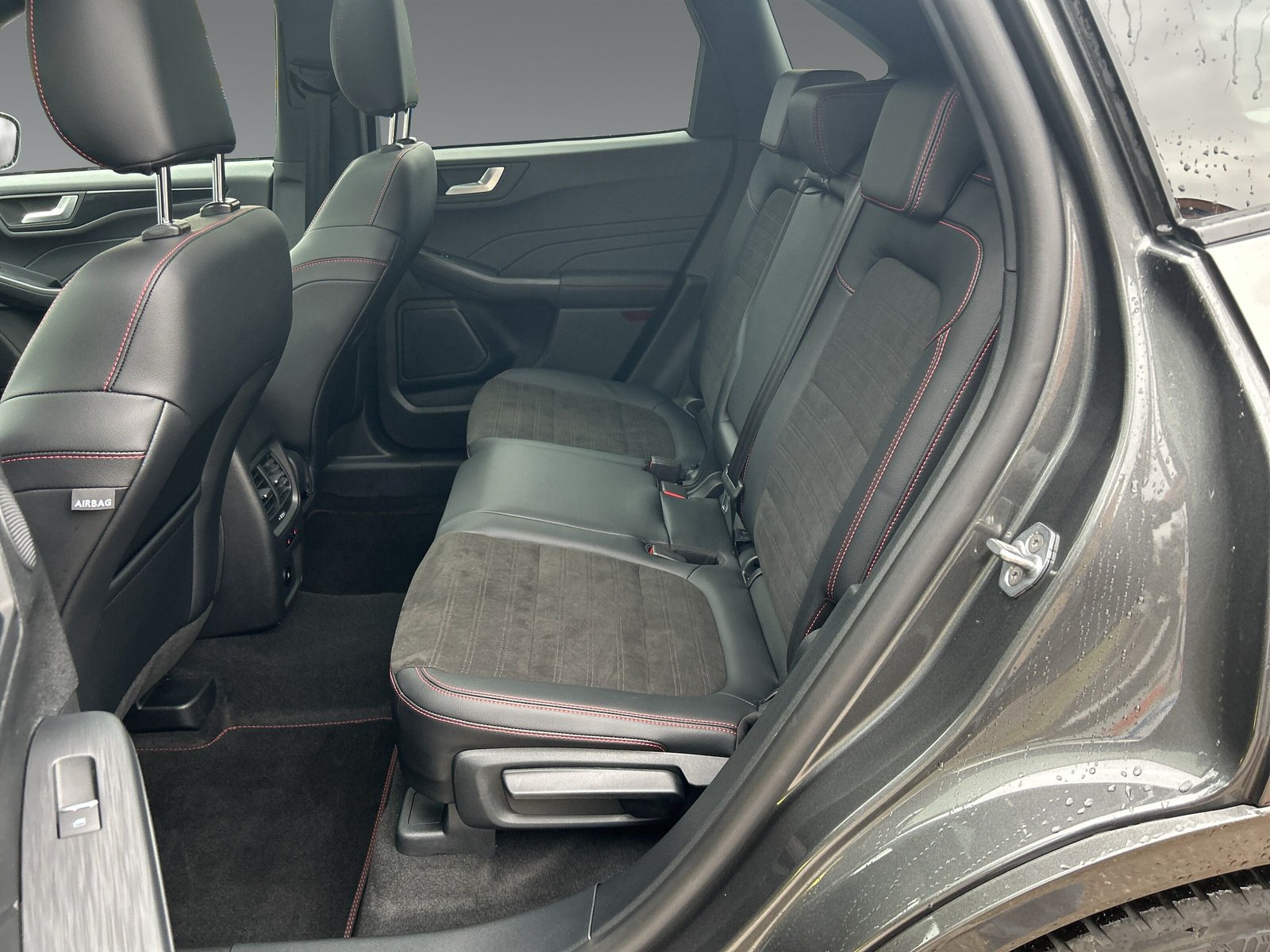 Ford Kuga 1.5 EcoBoost ST-Line X +AHK+Navi+ACC
