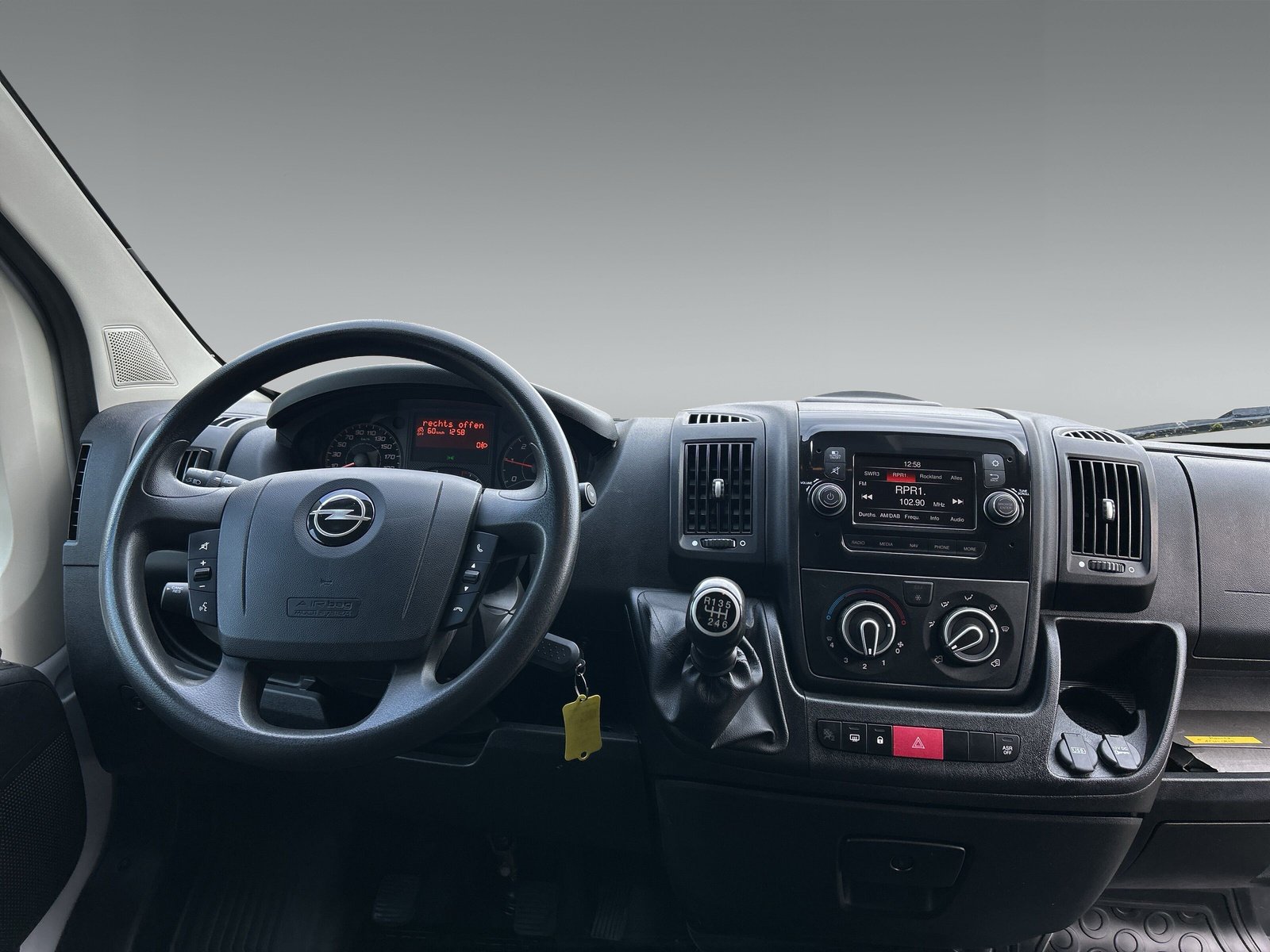 Opel Movano 2.2 Diesel 140 Edition L3H2 (3,5t) +Navi+Rückfahrkamera