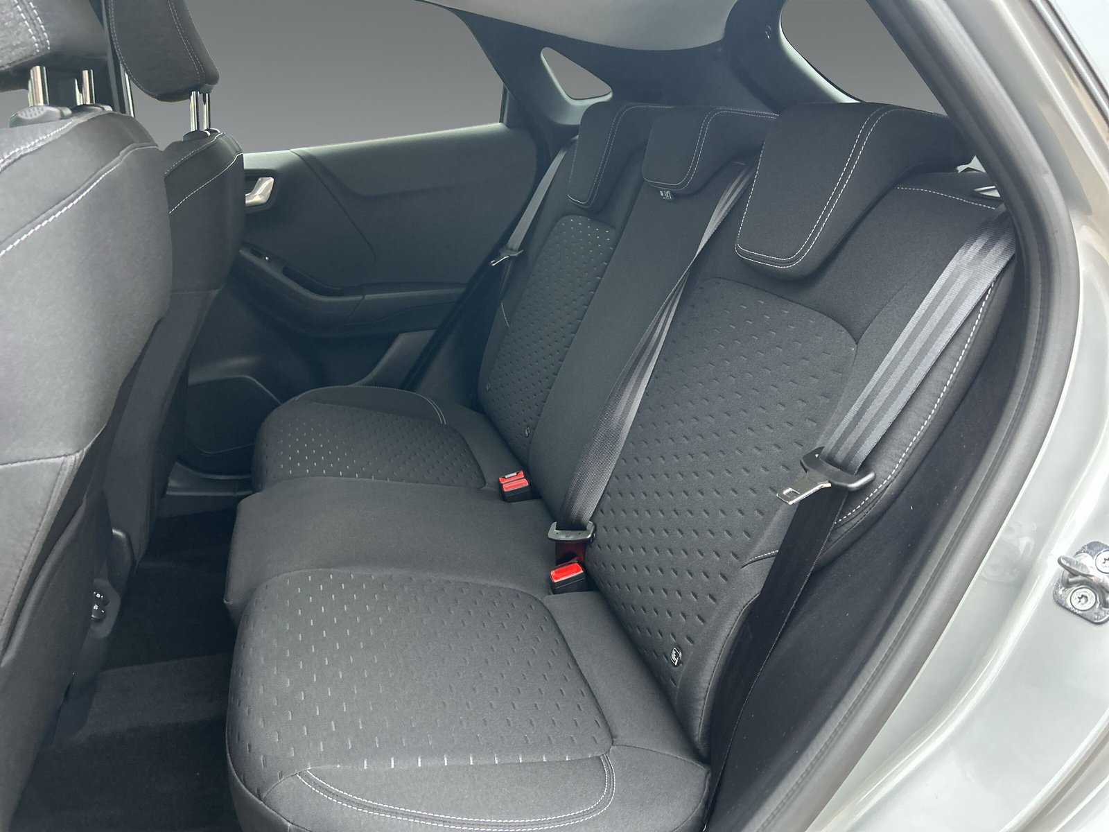 Ford Puma 1.0 EcoBoost Titanium +Navi+ACC+WinterPaket