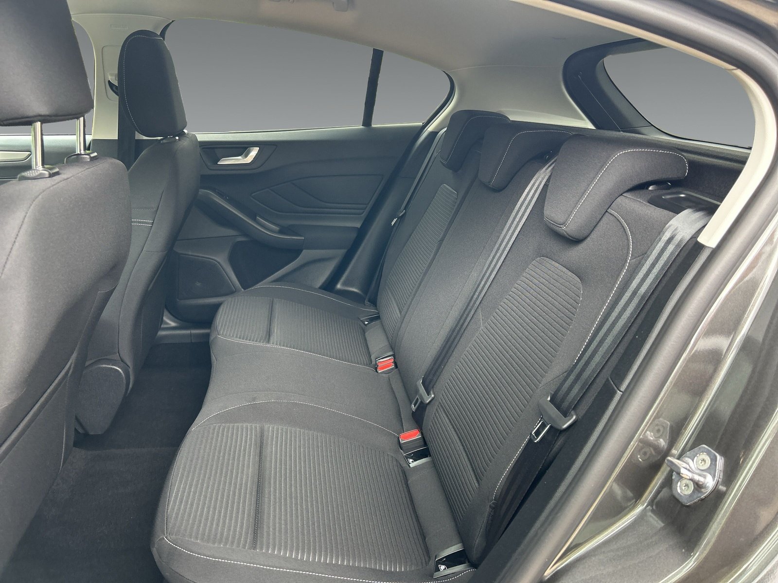 Ford Focus 1.0 EcoBoost Titanium+WinterPaket+LED
