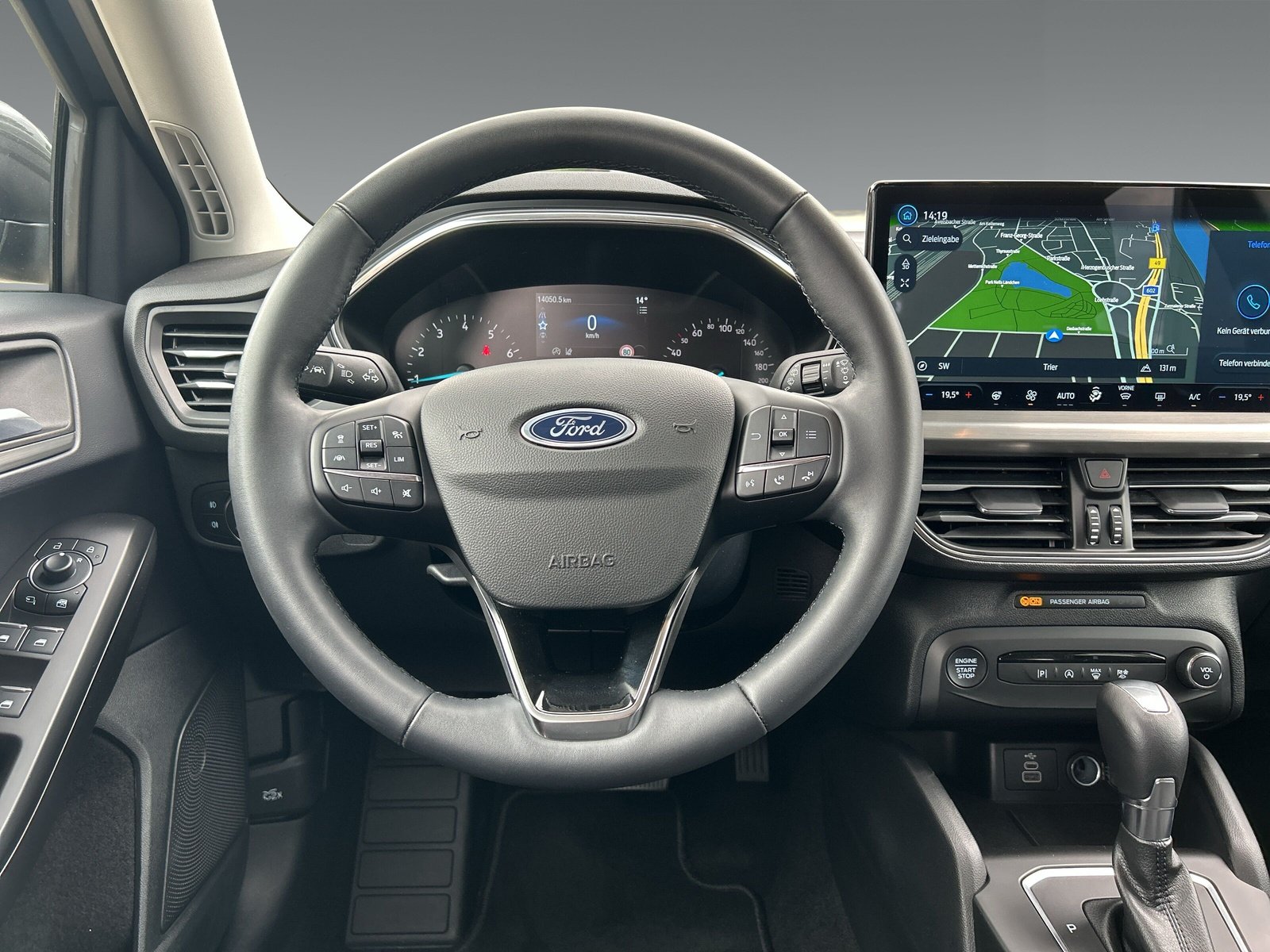 Ford Focus 1.0 EcoBoost Titanium+WinterPaket+LED