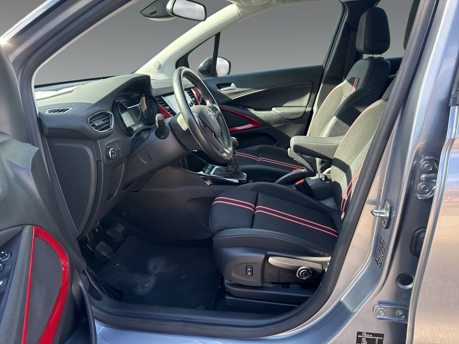 Opel Crossland 1.2 Turbo GS Line + Sitz und Lenkradheizung + Navi