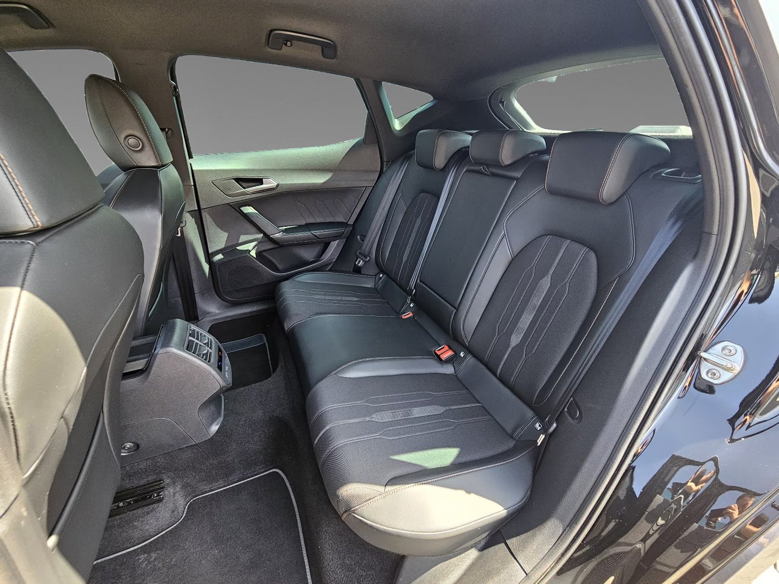 Cupra Formentor 2.0 TDI 4Drive + 360° Kamera + Winterpaket