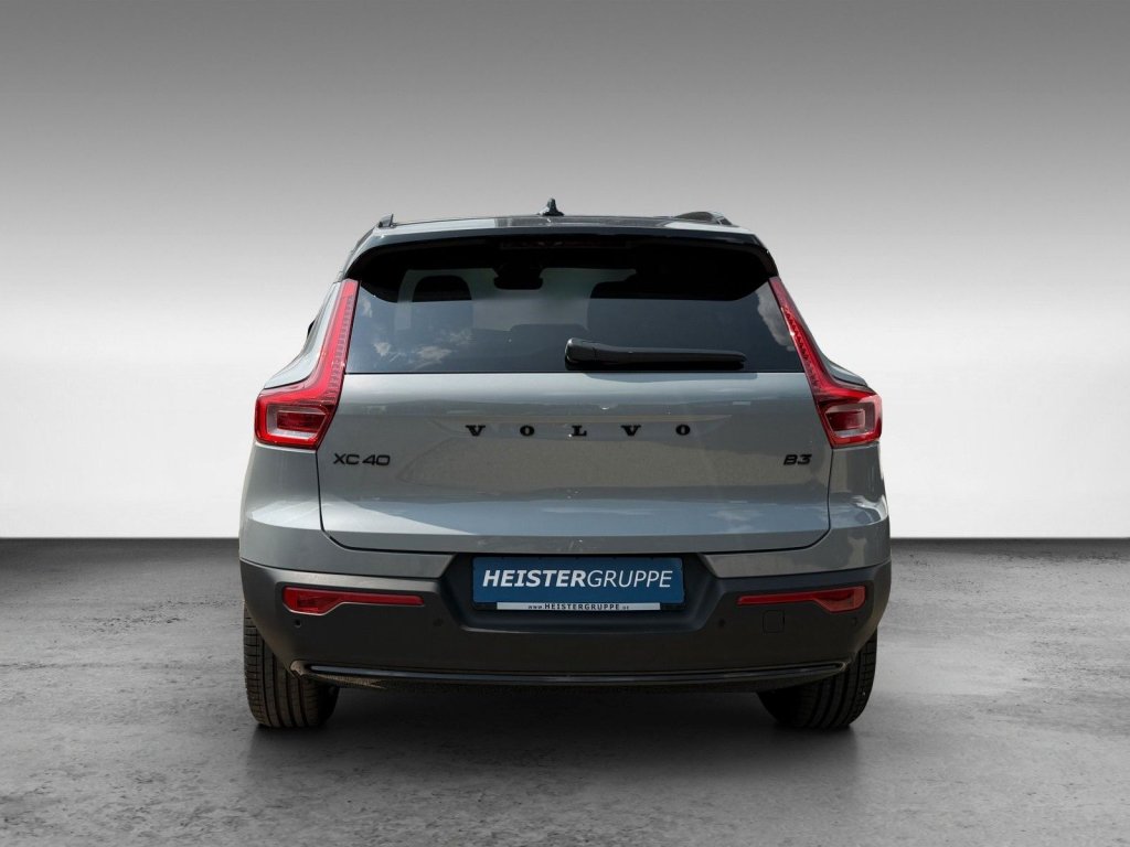 Volvo XC40 B3 Plus Black Edition+Pilot+7.500?-Vorteil