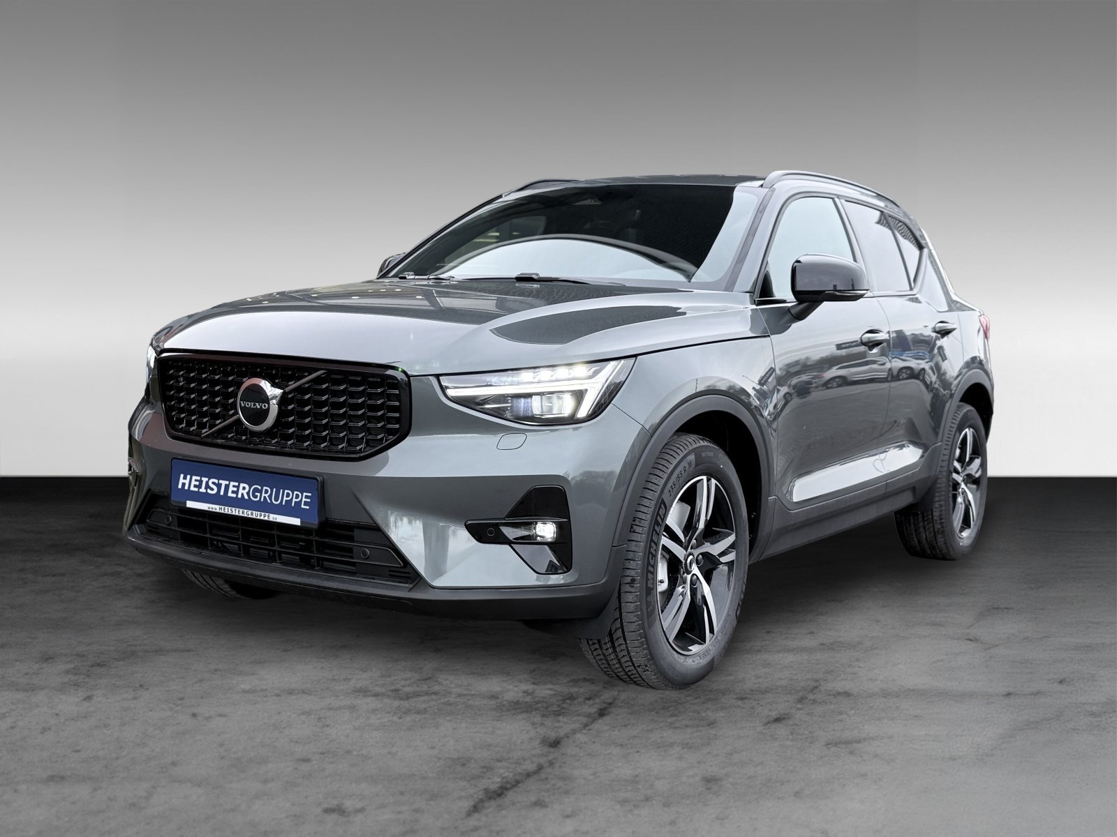 Volvo XC40 B3 Plus Dark+Pixel-LED+abged. Seitenscheiben+