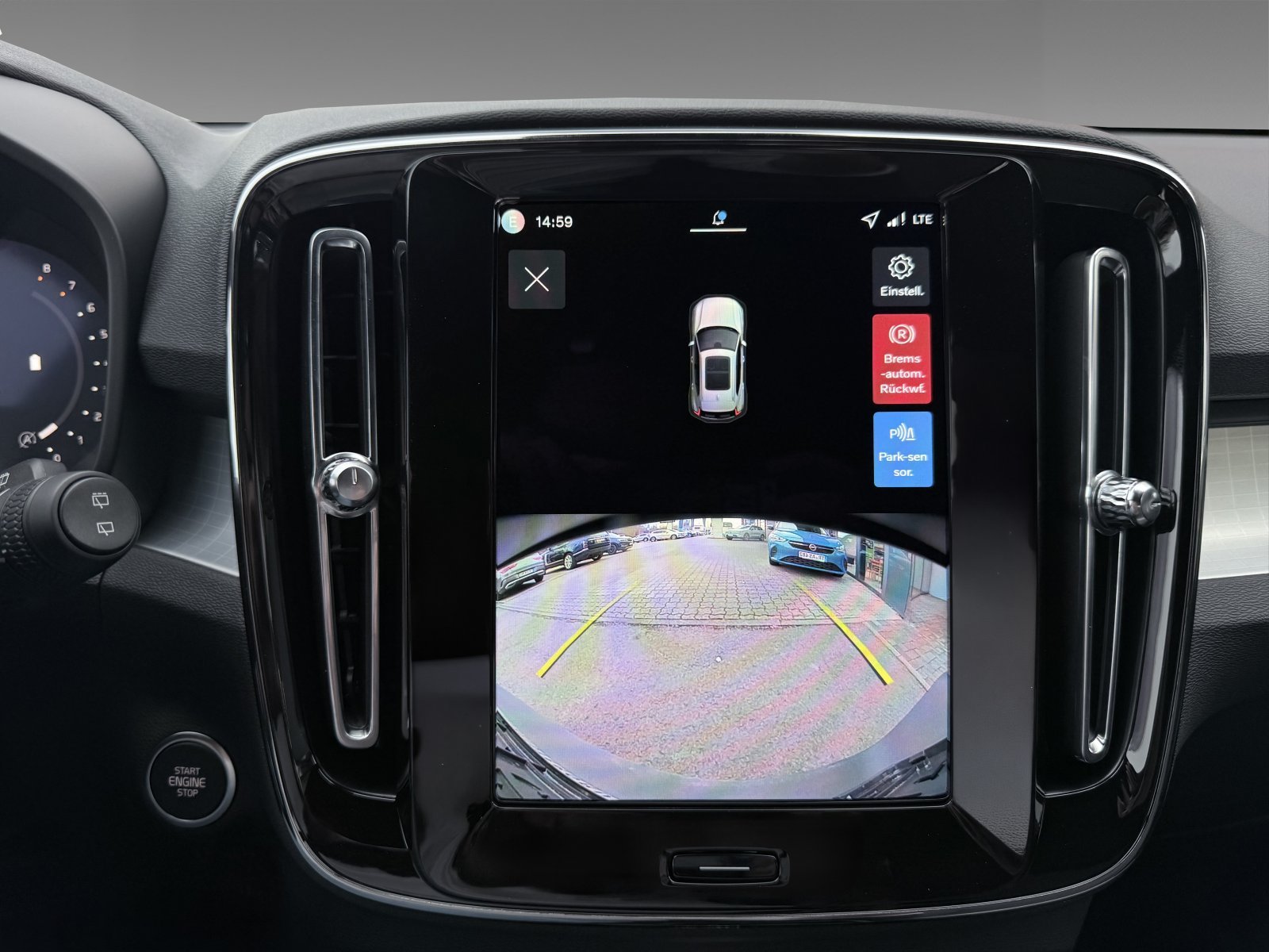 Volvo XC40 B3 Plus Dark+Pixel-LED+abged. Seitenscheiben+