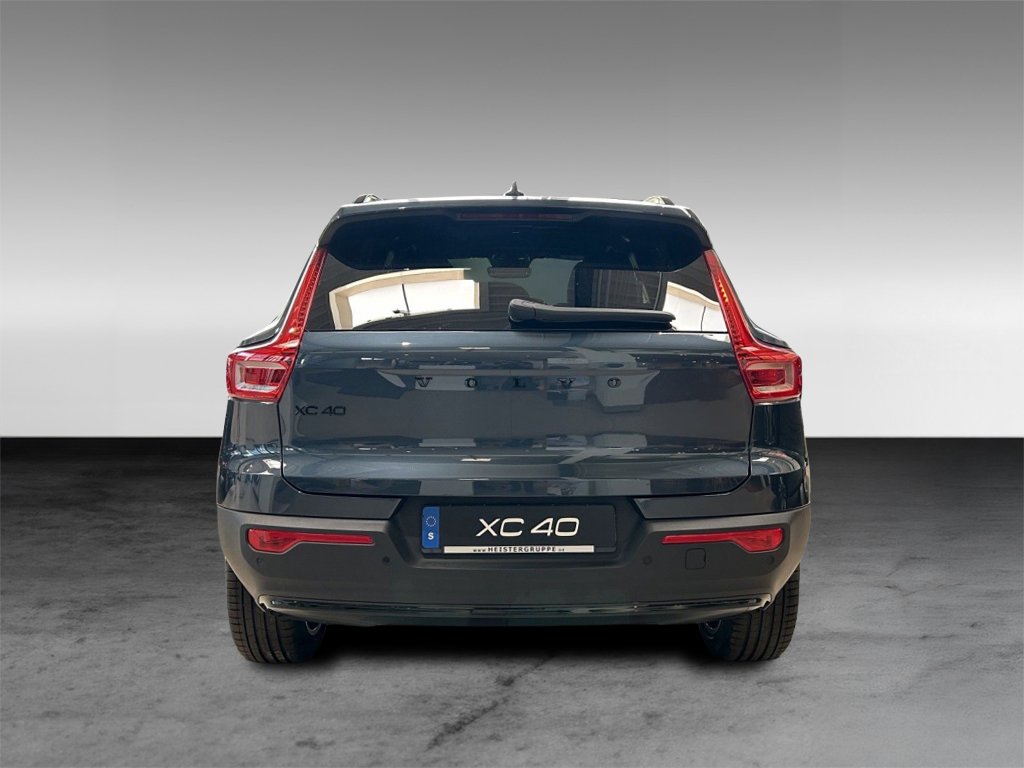 Volvo XC40 B3 Plus Black Edition+10.500€ Preisvorteil+FS-Heizung+ACC+HK+BLIS