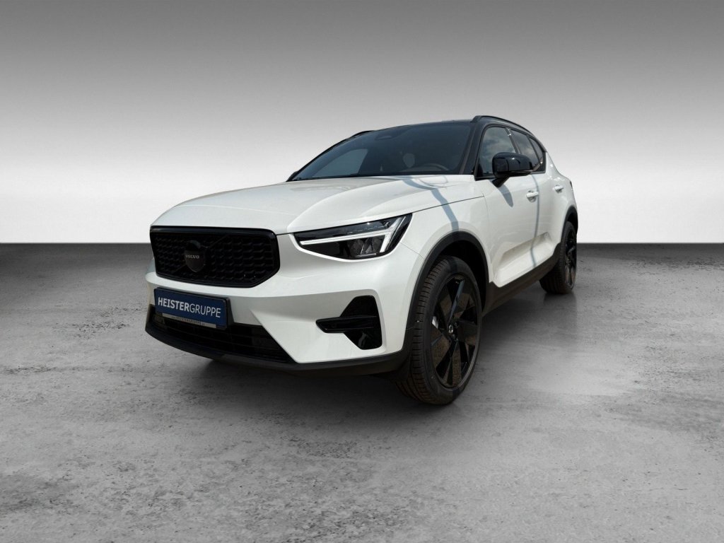Volvo XC40 B3 Plus Black Edition+7.500€ Preisvorteil+FS-Heizung+ACC+HK+BLIS
