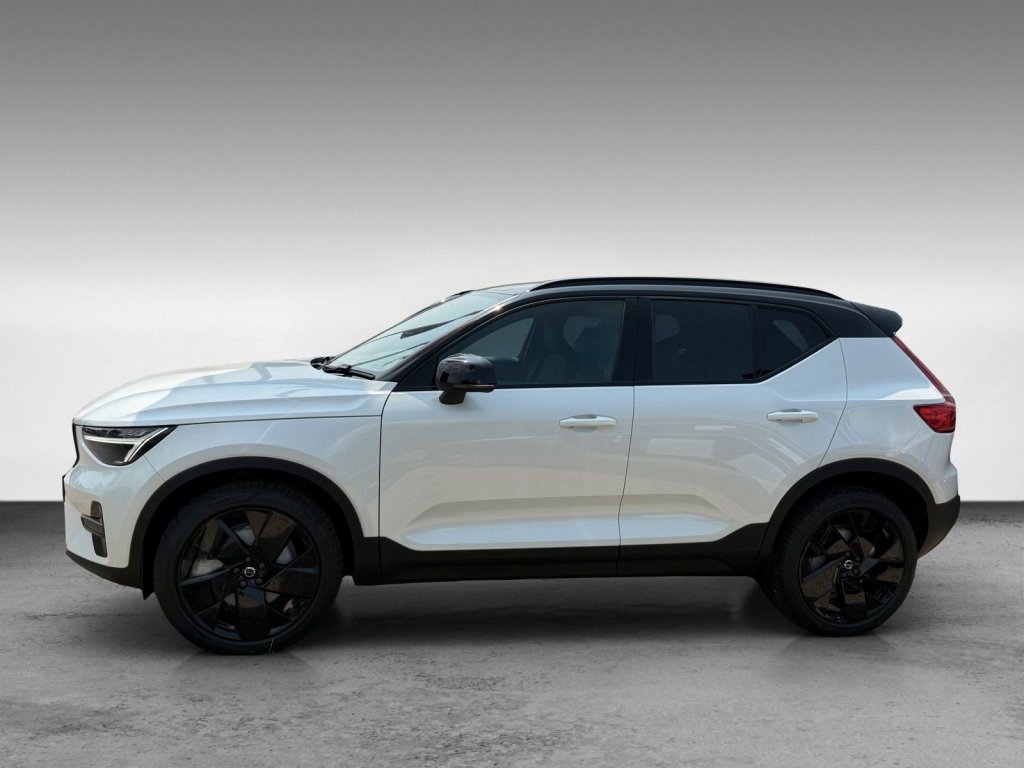 Volvo XC40 B3 Plus Black Edition+7.500€ Preisvorteil+FS-Heizung+ACC+HK+BLIS