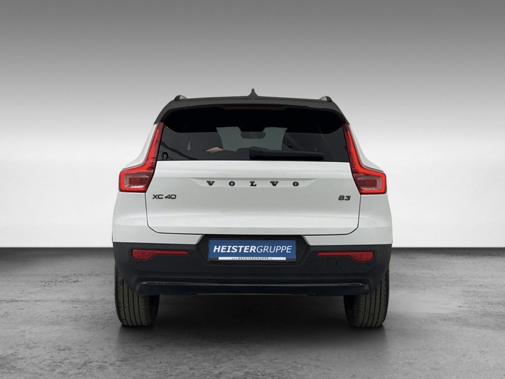 Volvo XC40 B3 Plus Black Edition+7.500€ Preisvorteil+FS-Heizung+ACC+HK+BLIS