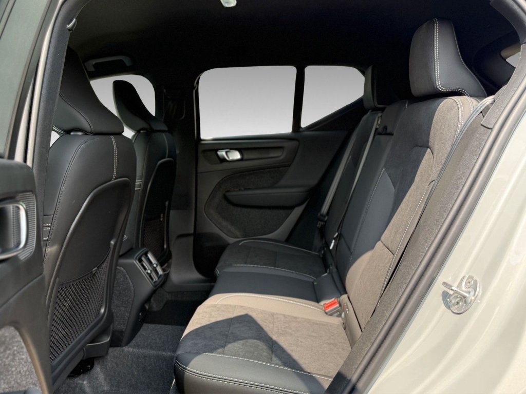 Volvo XC40 B4 Plus Black Edition+Licht-Paket+ACC+BLIS+Memory