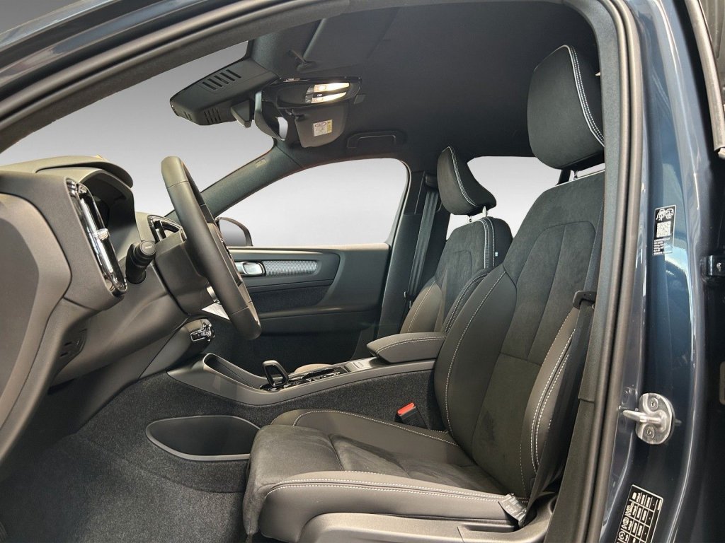 Volvo XC40 B4 Plus Black Edition+Licht-Paket+ACC+BLIS+Memory