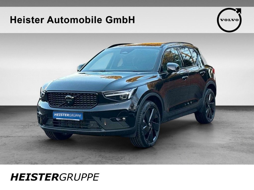 Volvo XC40 B4 Plus Black