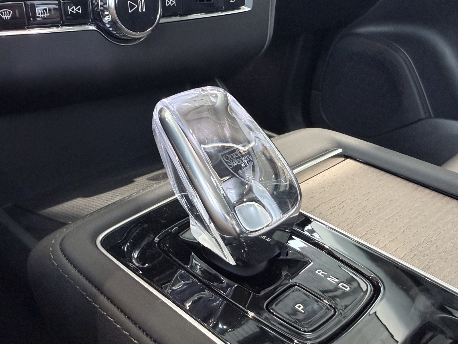 Volvo XC90 T8 Plus Bright+Lagom+Alarmanlage+AHK+360°+HeadUp