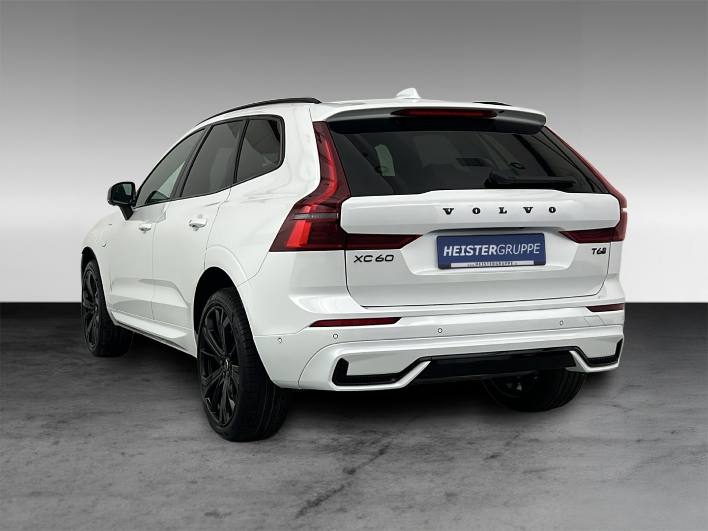 Volvo XC60 T6 Plus Black Edition+AHK+Licht-Paket+HK+Keyless
