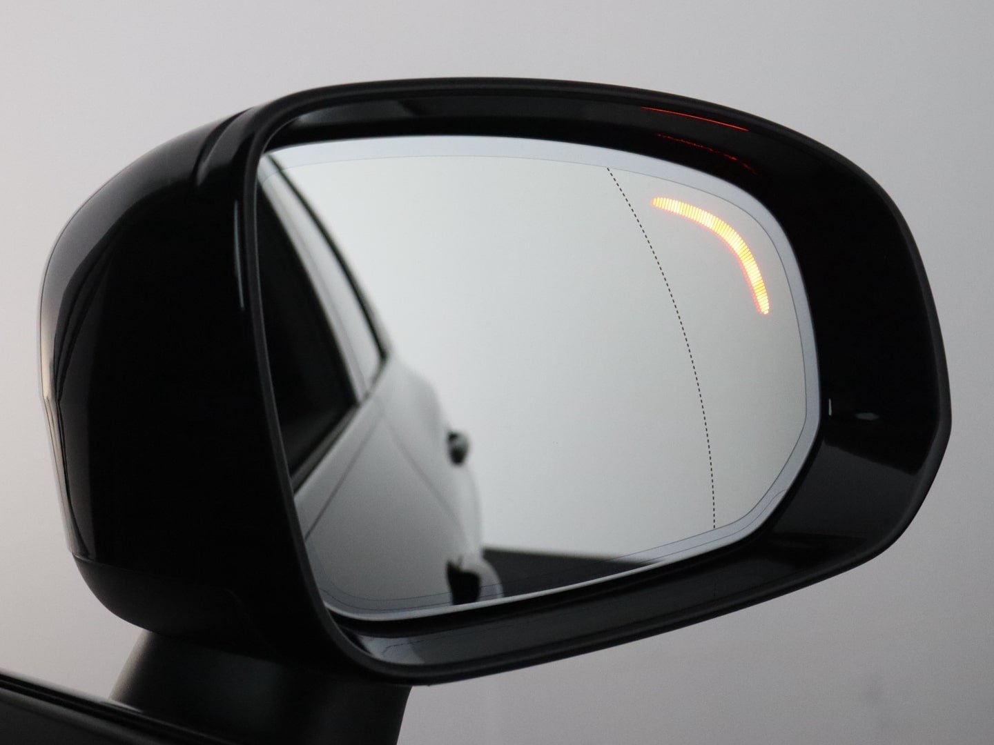 Volvo XC60 T6 Plus Black Edition+AHK+Licht-Paket+HK+Keyless