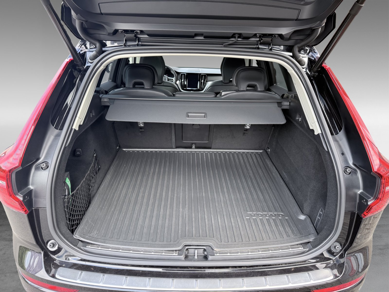Volvo XC60 B4 D Ultimate Dark+Business-Paket Pro+360°+Luftfahrwerk 4C+HK+Stdhzg