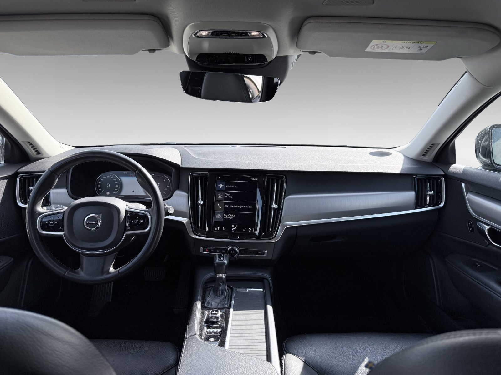 Volvo V90 D4 Momentum+360°+CarPlay+Business-Paket