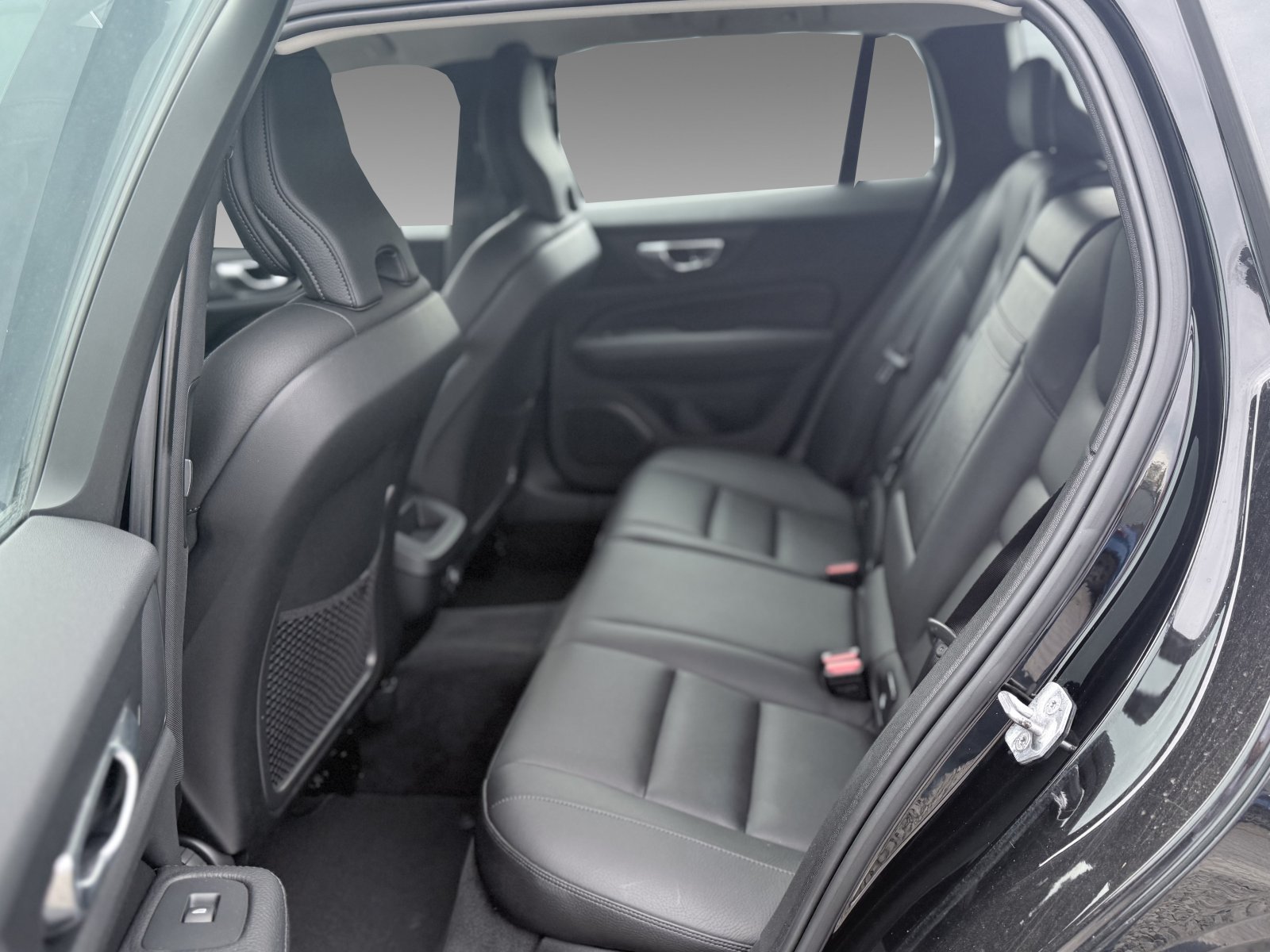 Volvo V60 D4 Inscription+Business-Paket+Pilot Assist+CarPlay