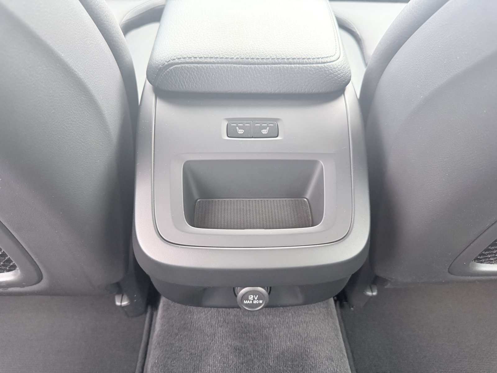 Volvo V60 D4 Inscription+Business-Paket+Pilot Assist+CarPlay