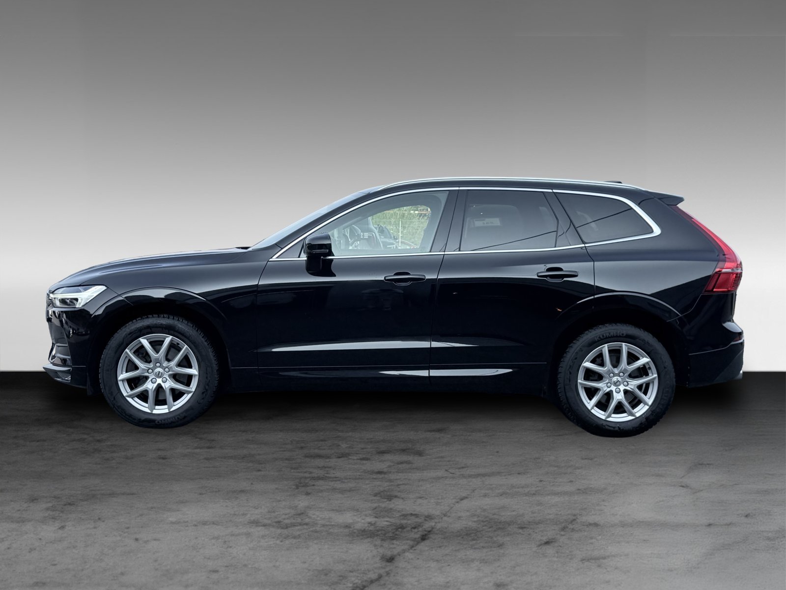 Volvo XC60 D5 Momentum+AHK+Business-Paket Pro+FS-Heizung+Winter