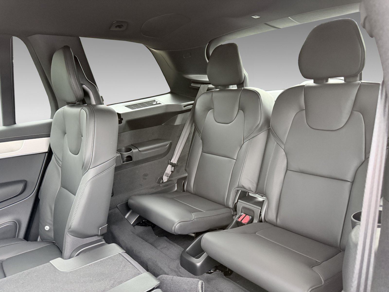 Volvo XC90 T8 Plus Black Edition+AHK+HK+4-Zonen-Klima+Keyless