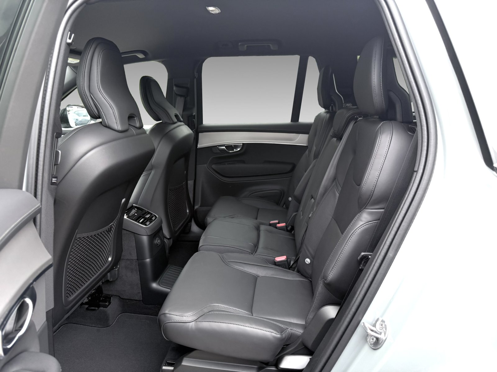Volvo XC90 T8 Plus Black Edition+AHK+HK+4-Zonen-Klima+Keyless