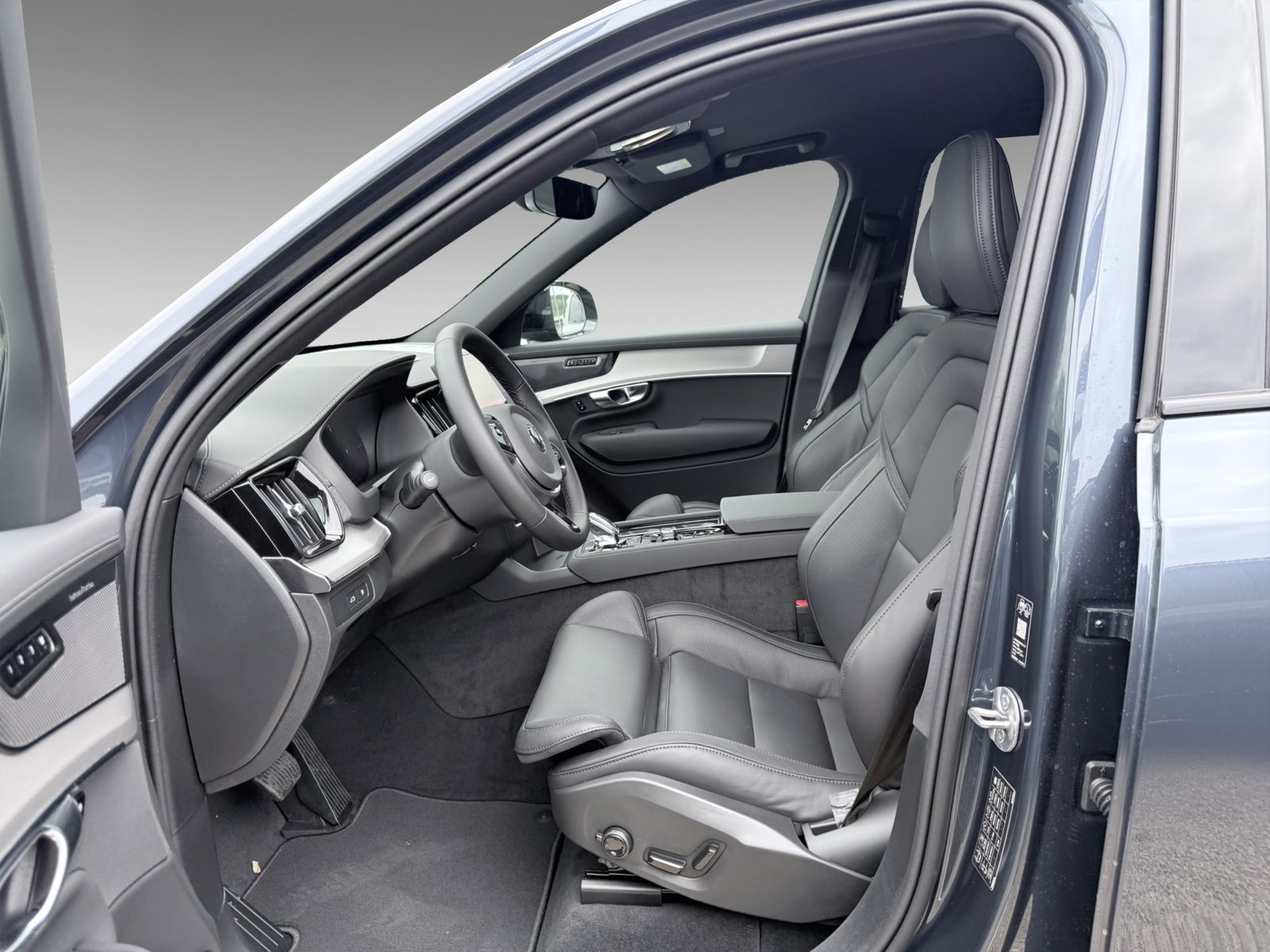 Volvo XC90 T8 Plus Black Edition+AHK+HK+4-Zonen-Klima+Keyless
