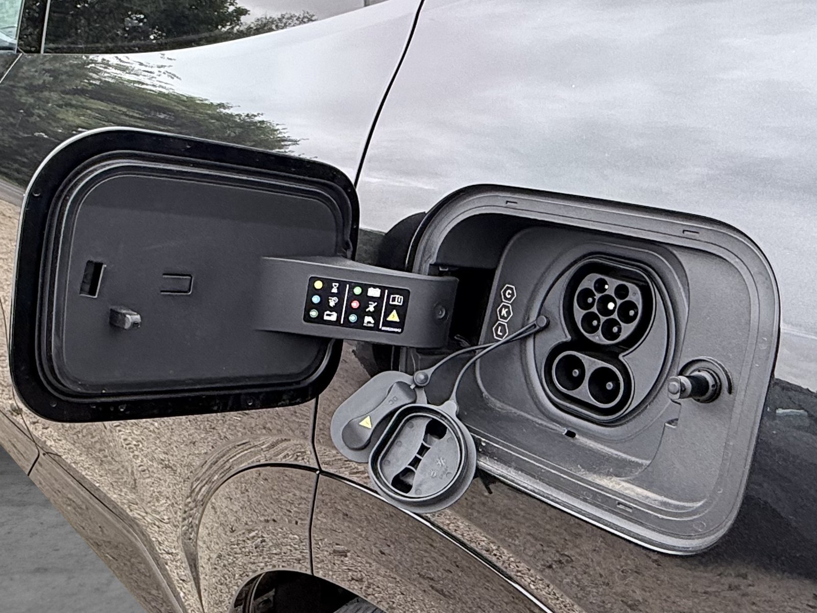 Lynk&Co 08 1.5 Core+200km Reichweite+360°+Pano