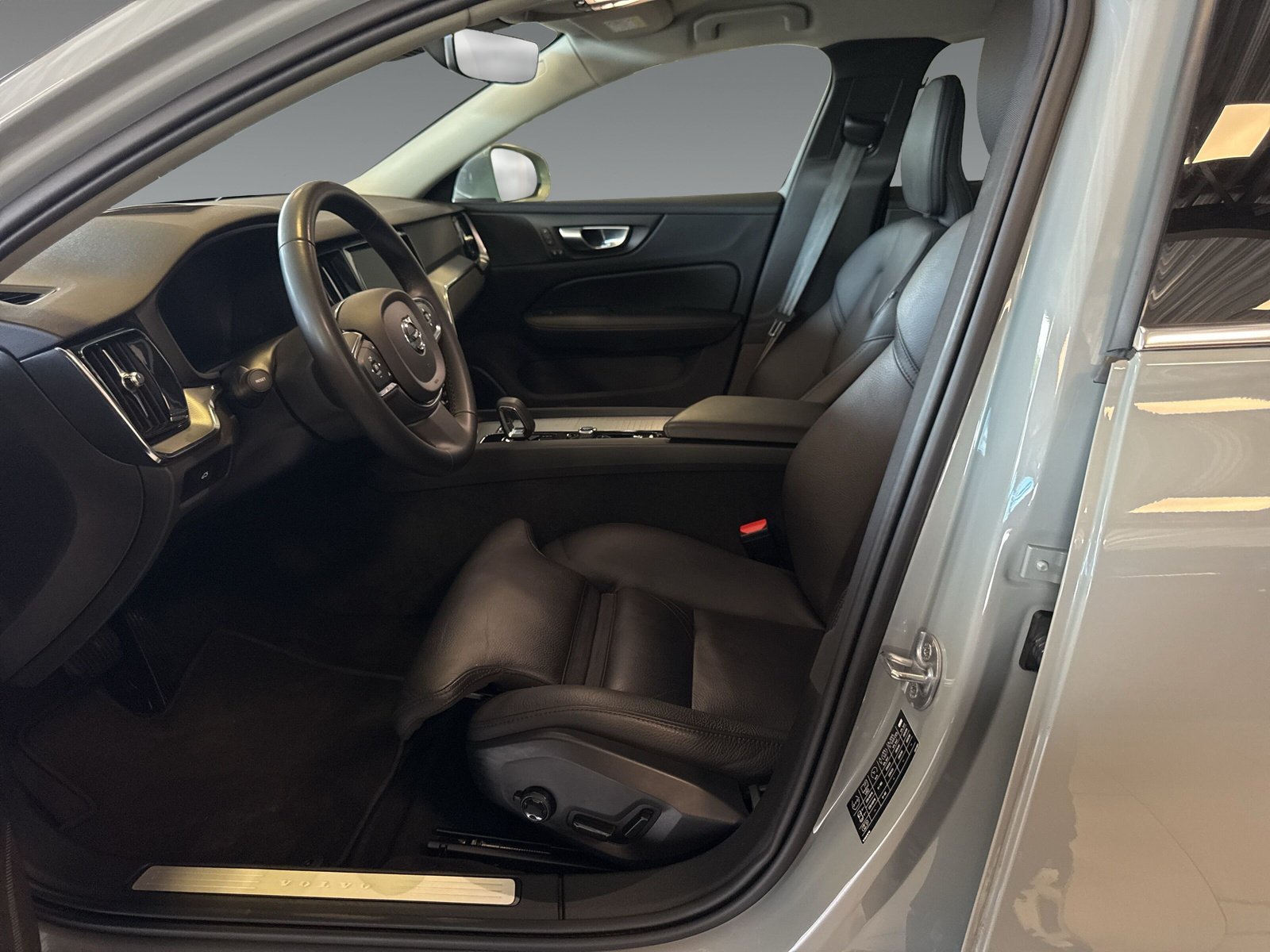 Volvo V60 B4 Core+ACC+Memory+Standheizung