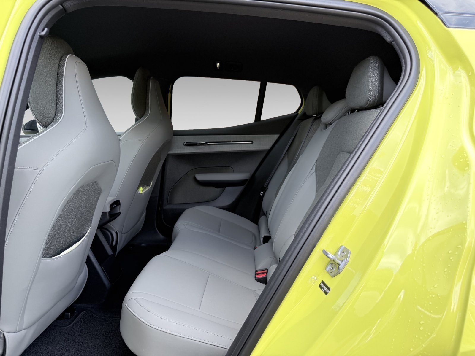 Volvo EX30 Single Motor Extended Range Plus+LED+HK+Totwinkel+Winter-Paket