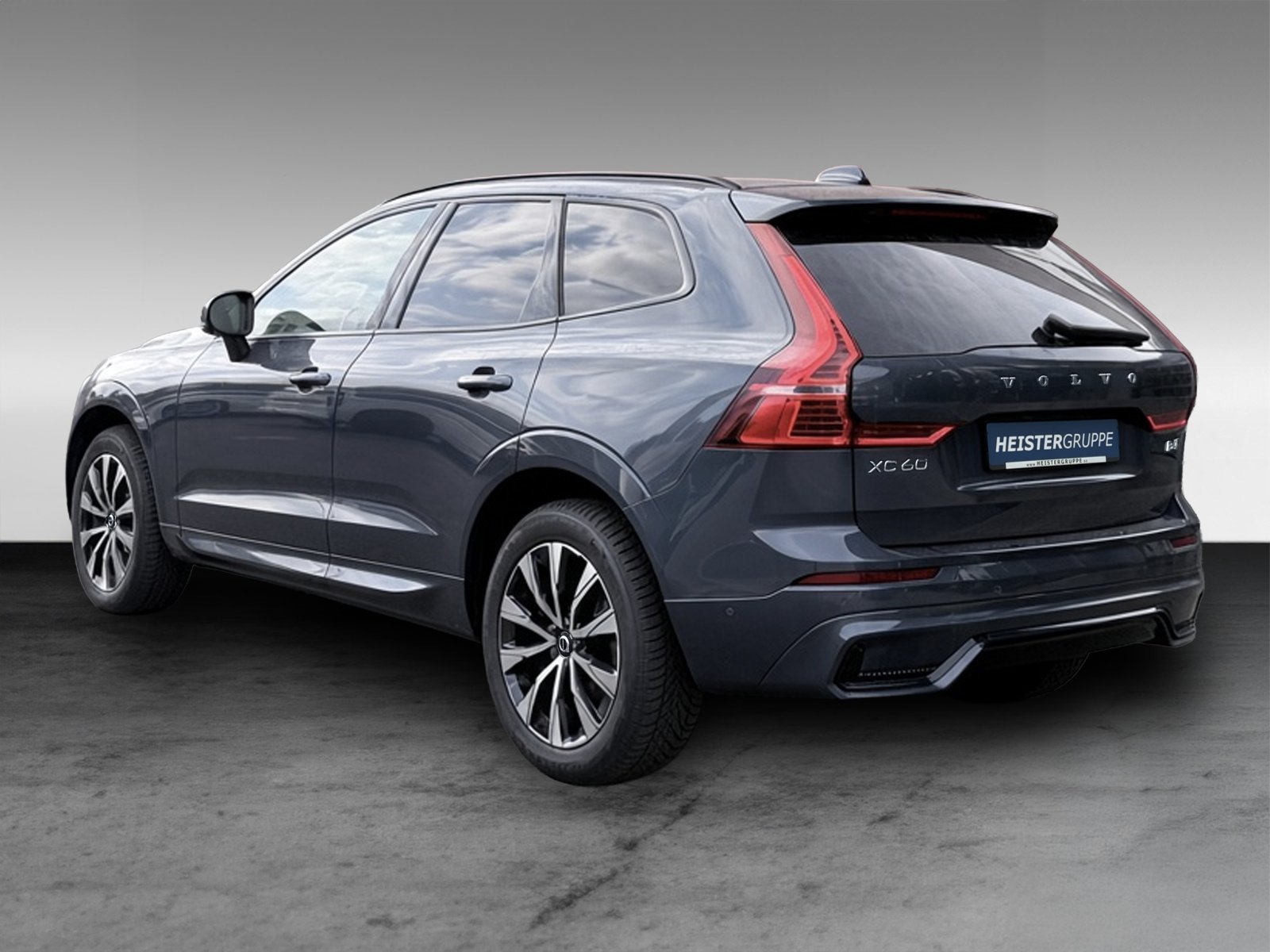 Volvo XC60 B4 Plus Dark AWD+360°+AHK+ACC+Business-Paket+HK+Panorama
