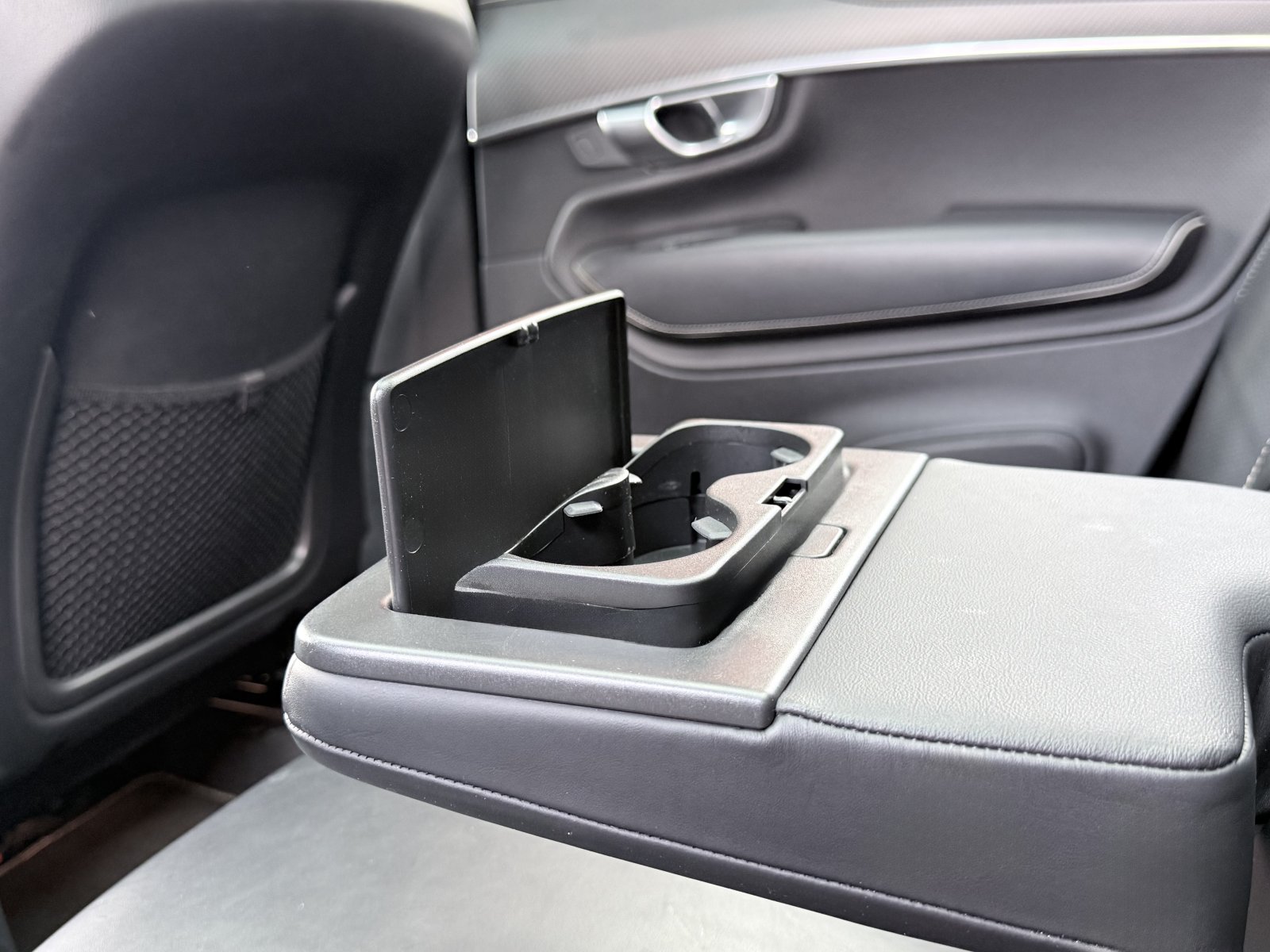 Volvo XC90 T8 Twin Engine R-Design+AHK+Carbon+Keyless+HK+Panorama