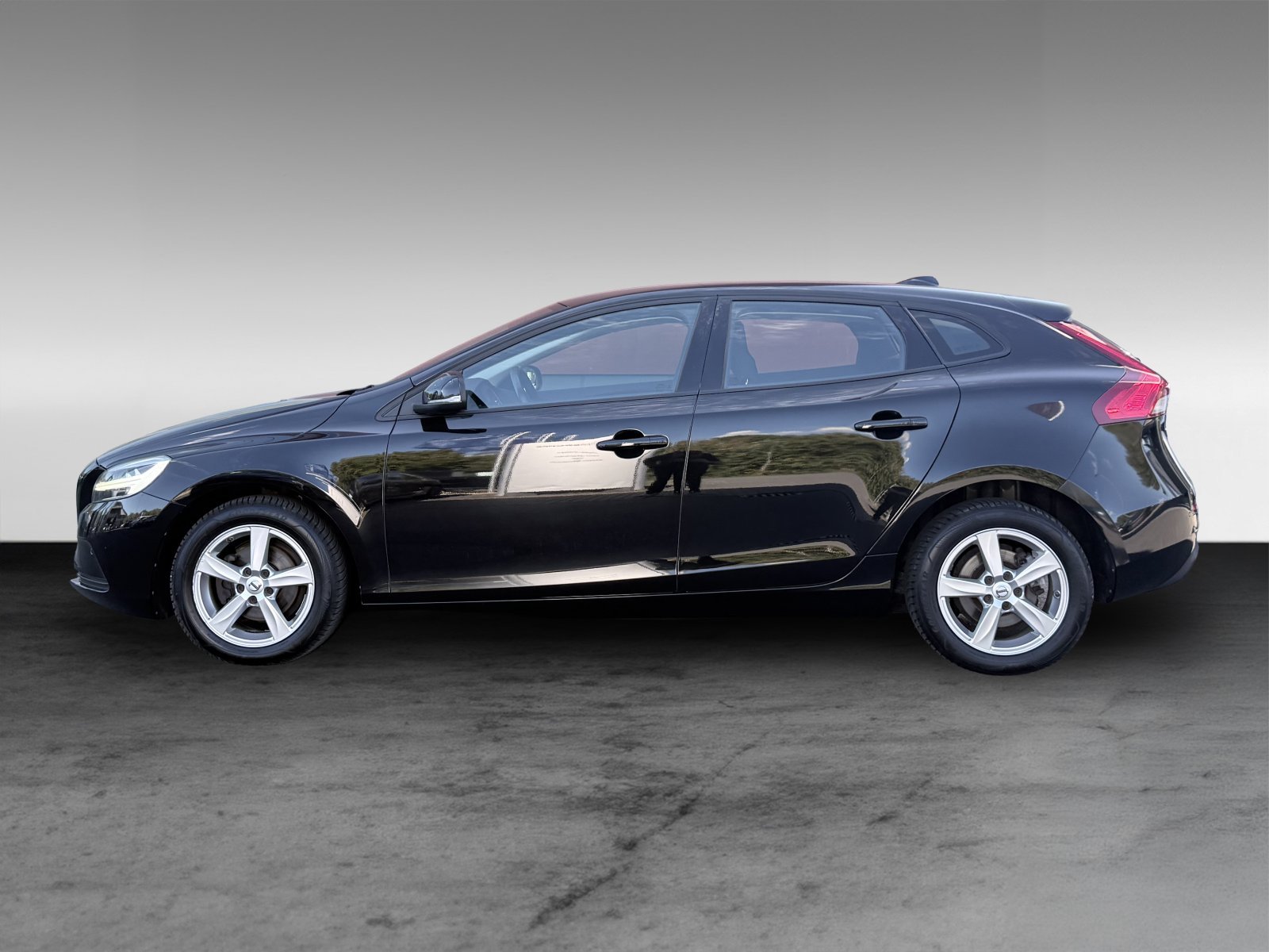 Volvo V40 D2 Linje You!+LED+Keyless+Lederlenkrad