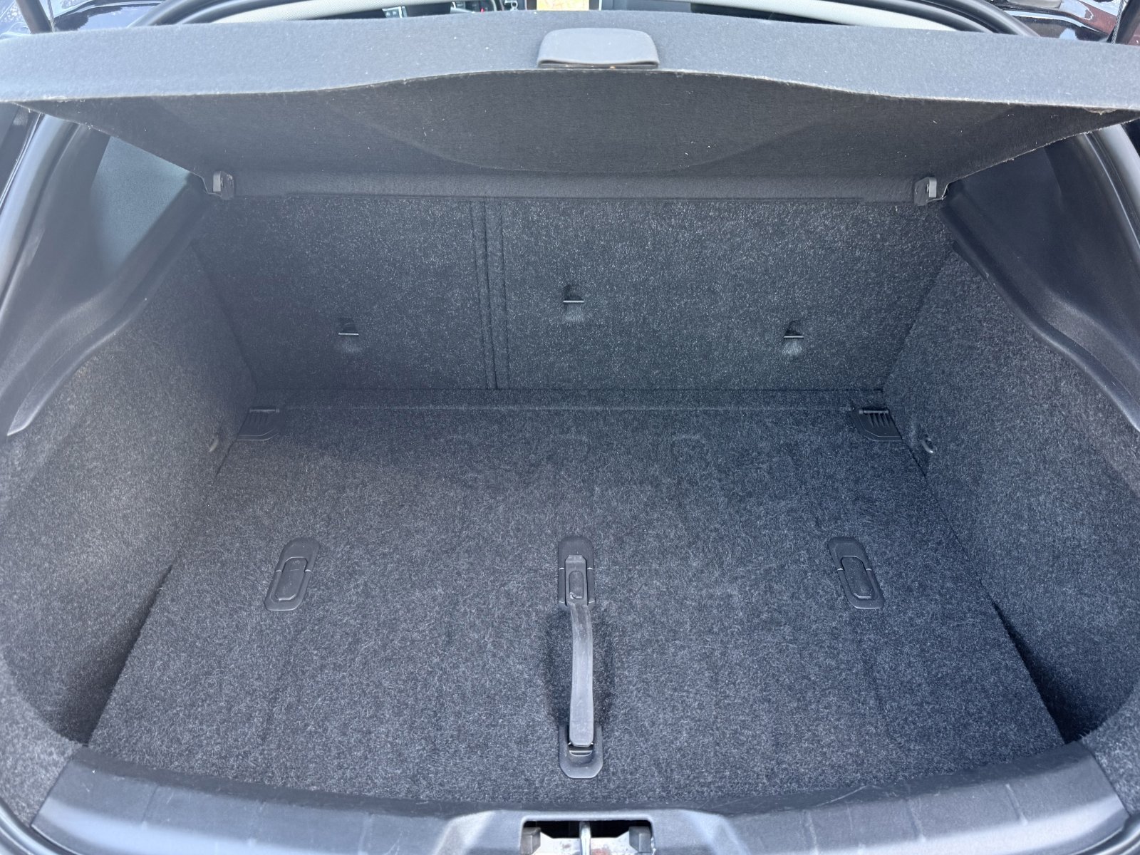 Volvo V40 D2 Linje You!+LED+Keyless+Lederlenkrad