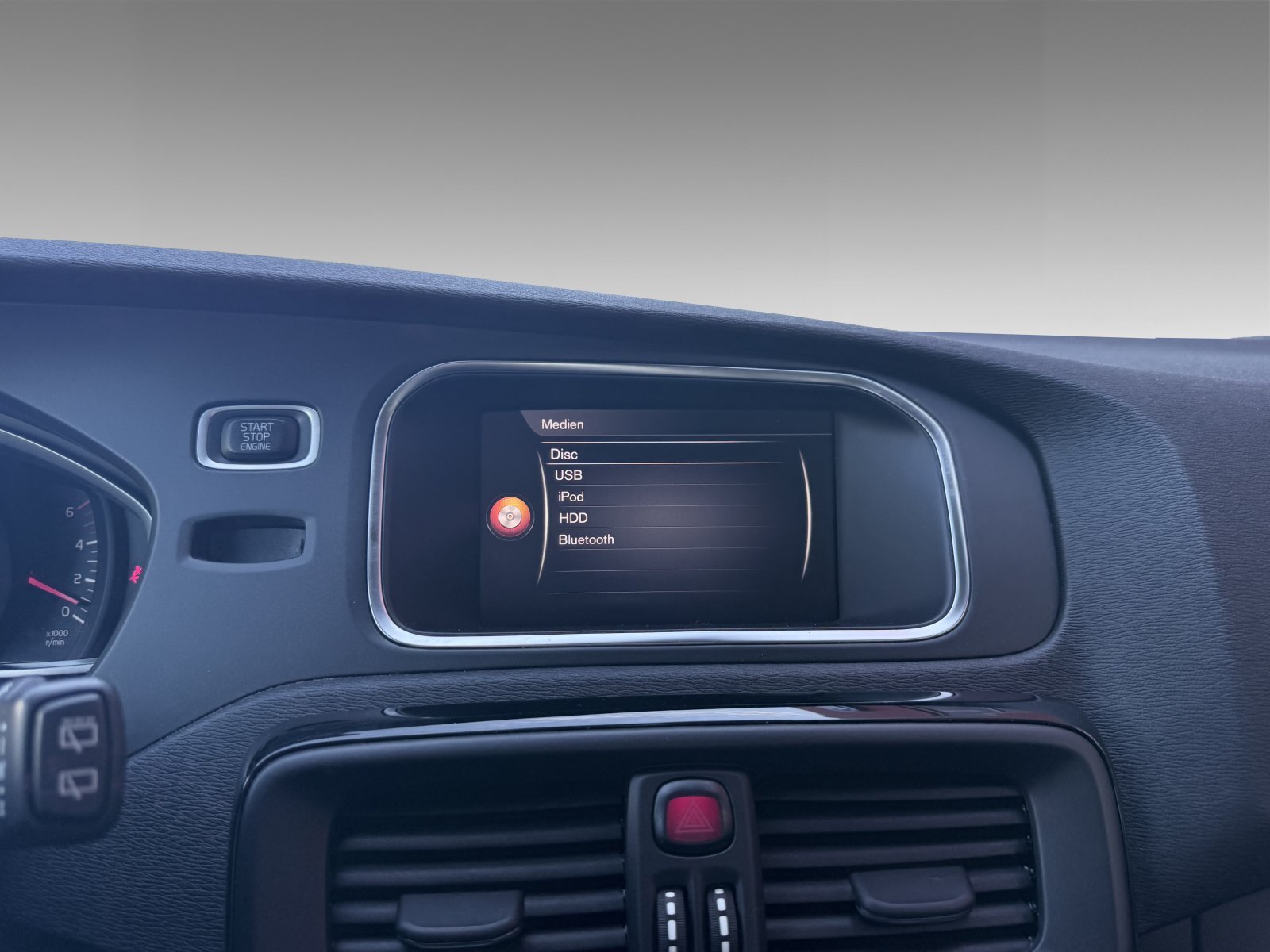 Volvo V40 D2 Linje You!+LED+Keyless+Lederlenkrad