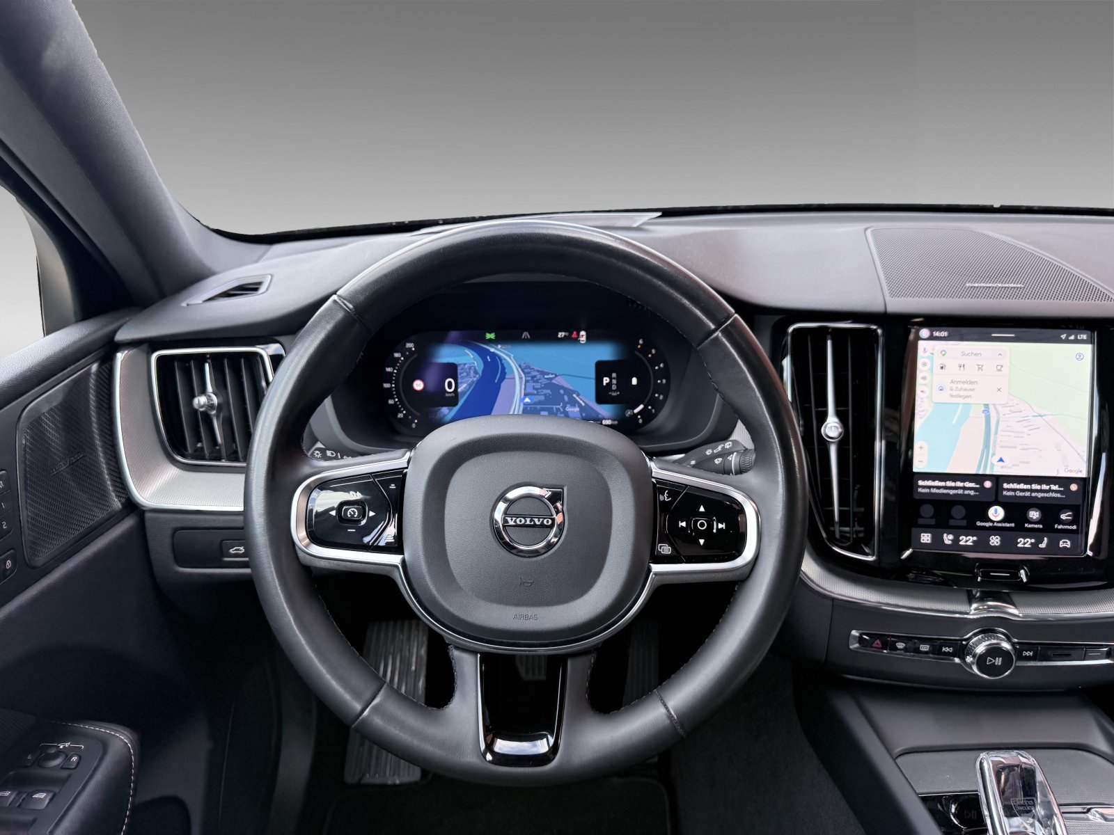 Volvo XC60 B4 Plus Dark+AHK+Business-Paket+Standheizung