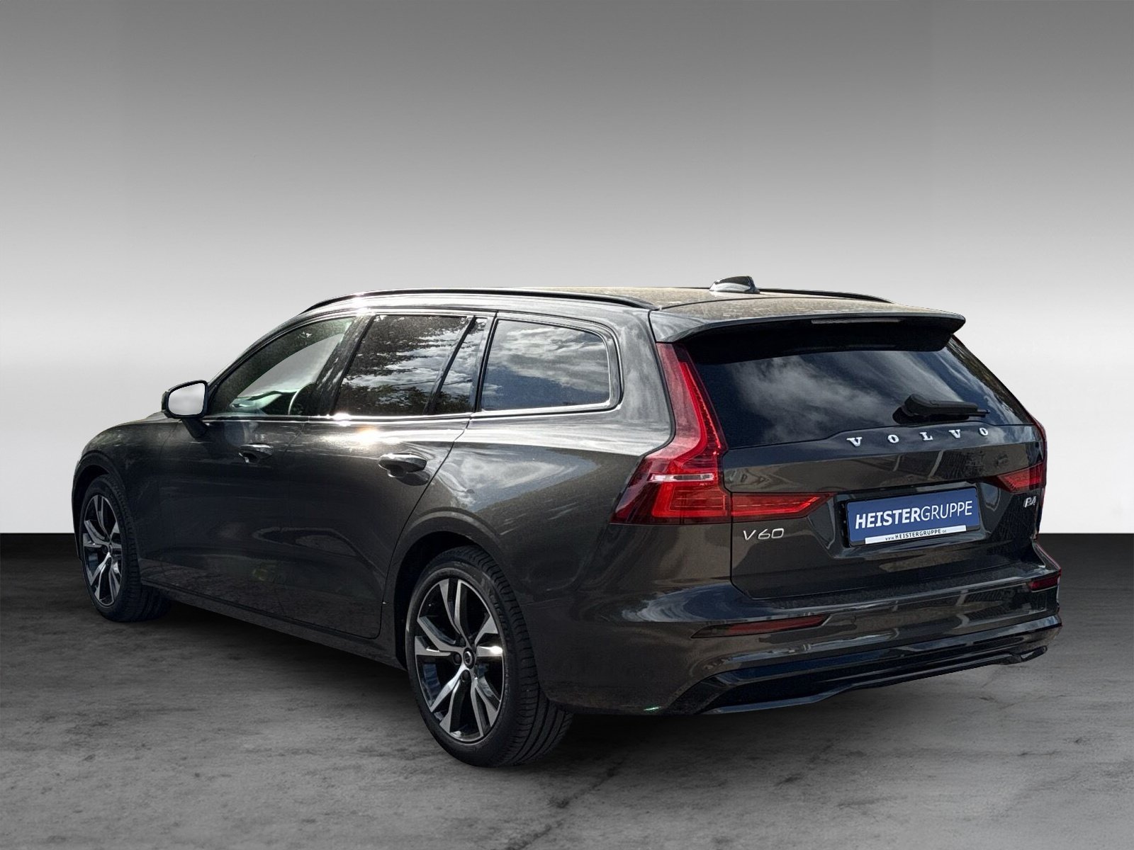 Volvo V60 B4 Plus Dark+Standheizung+Orrefors+Keyless