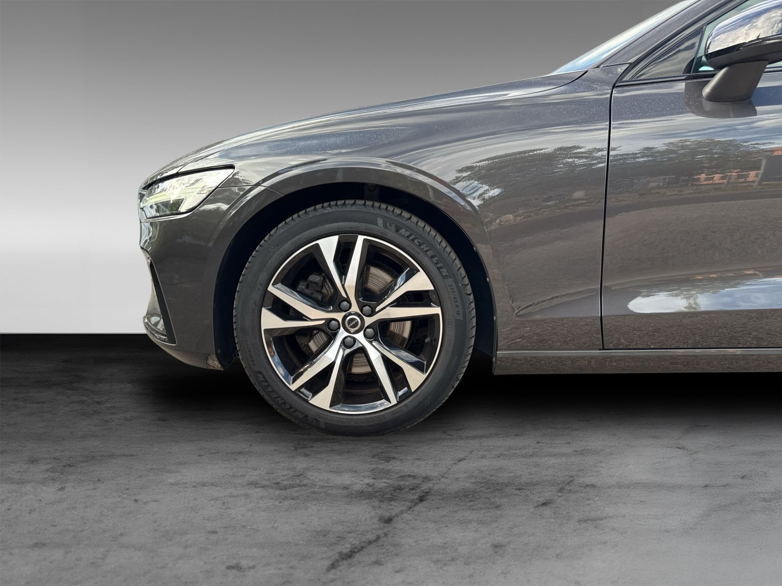 Volvo V60 B4 Plus Dark+Standheizung+Orrefors+Keyless